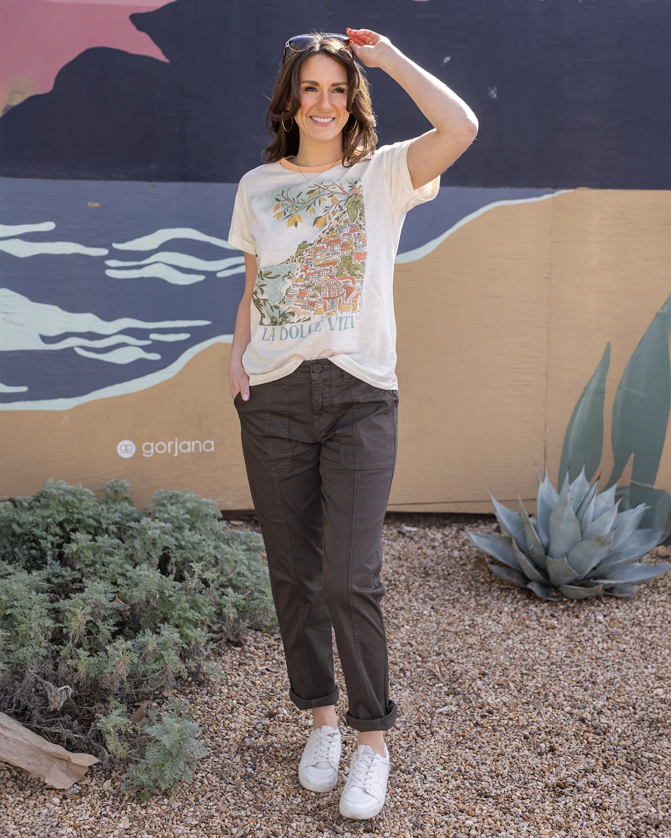 Rolled Sleeve Graphic Tee - La Dolce Vita