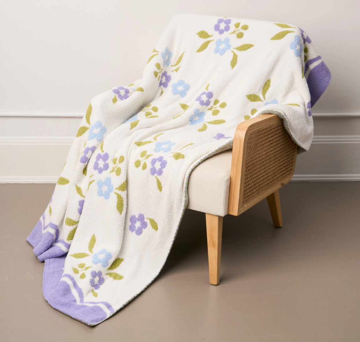 Cozy Dreams Luxe Scalloped Floral Blanket - 2 color options