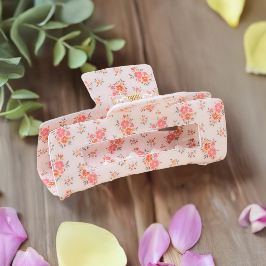 Claw Clip-Endless Daydream in Cream