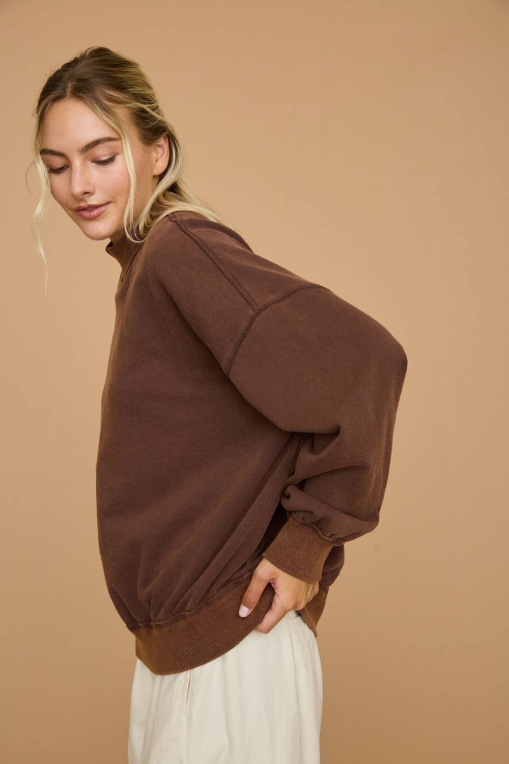 Washed Mock Neck Oversized Sweatshirt