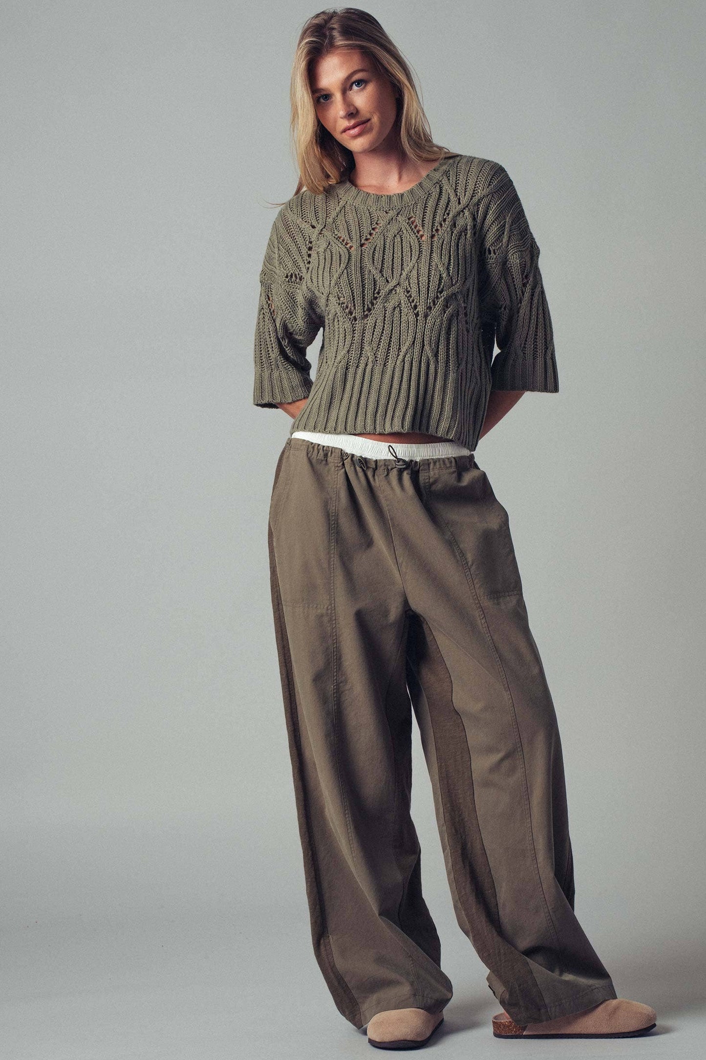 Bohemian Crochet Crewneck Sweater – Olive