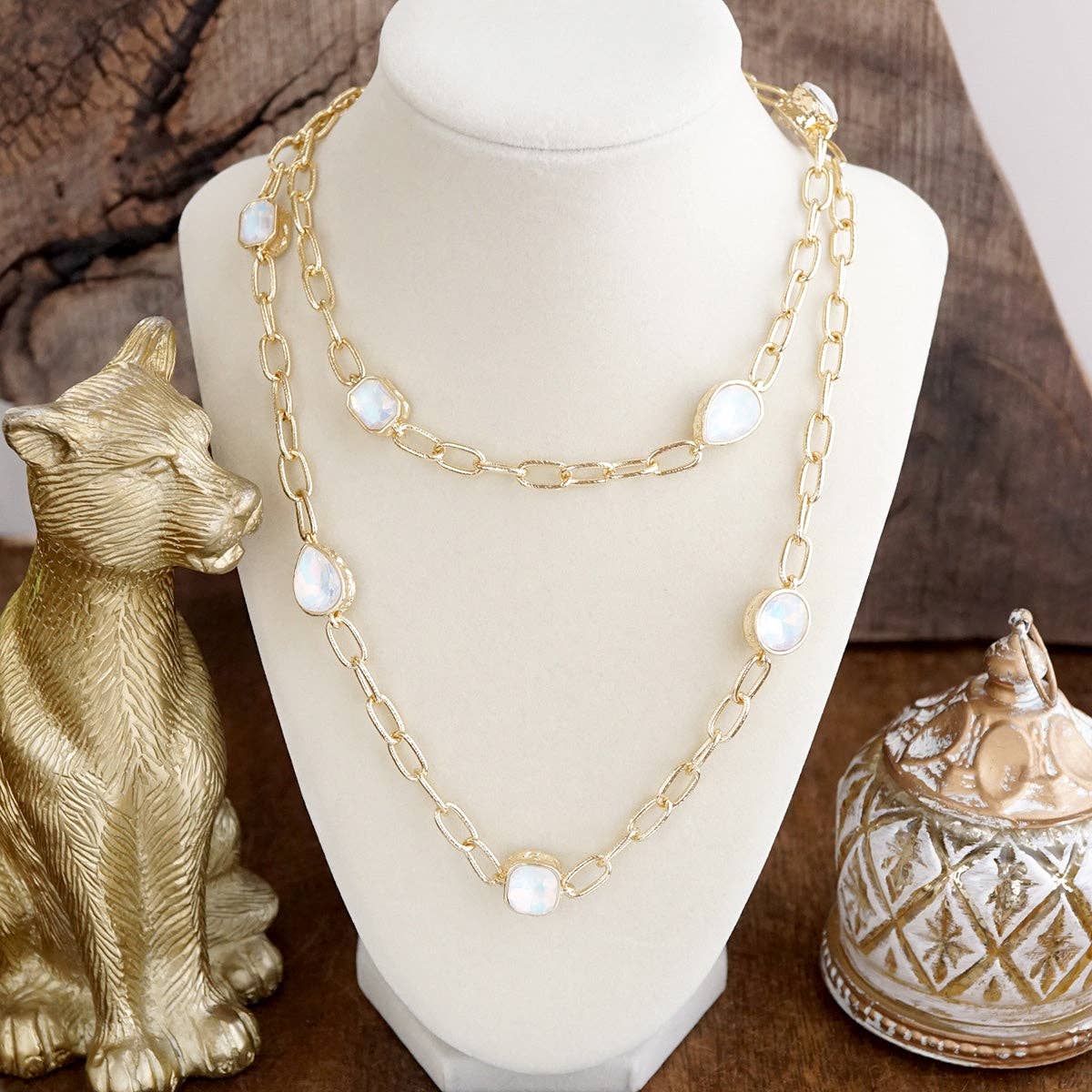 Brilliant Bond – Statement Chain Bracelets with Reflective Crystals