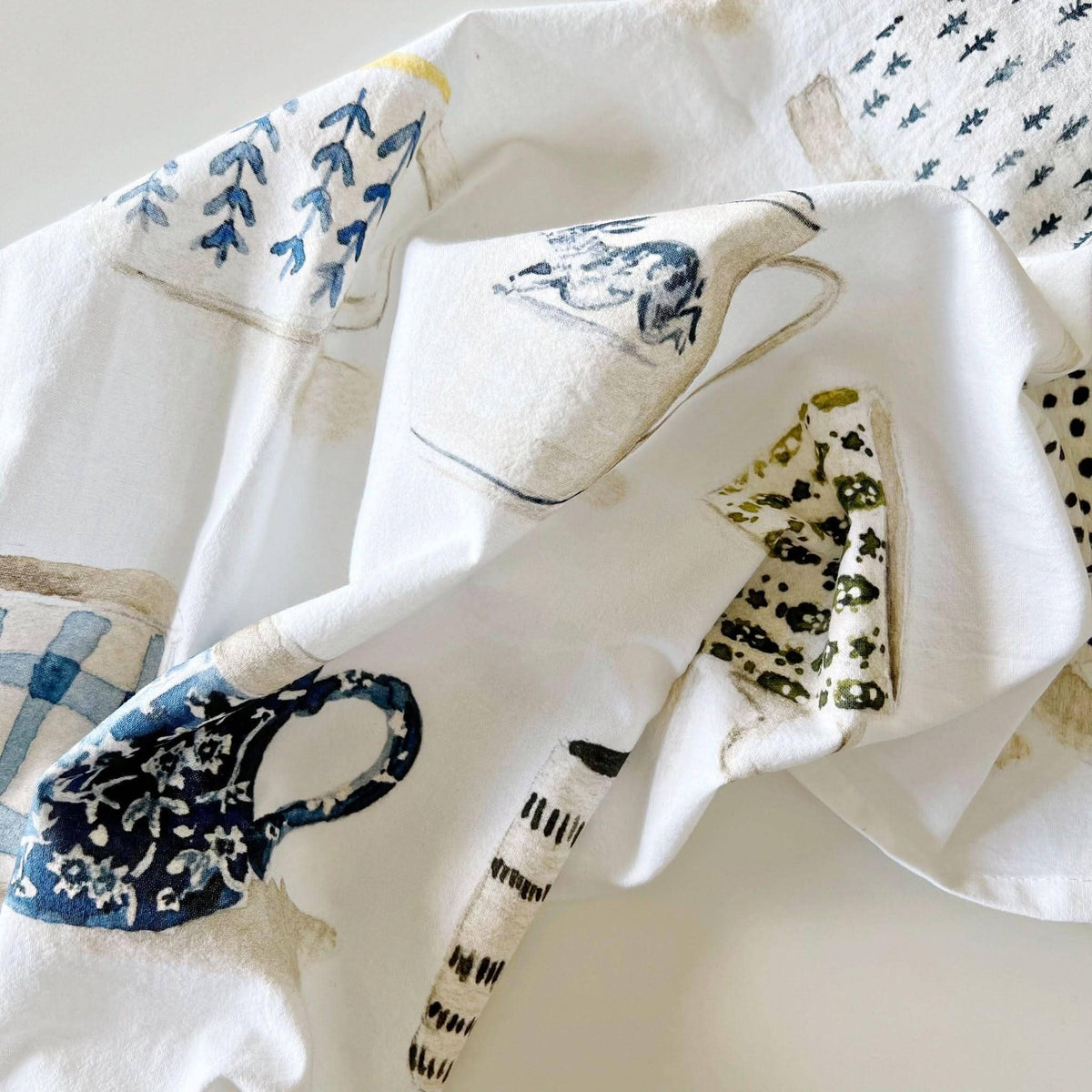 Mugs cotton flour sack tea towel