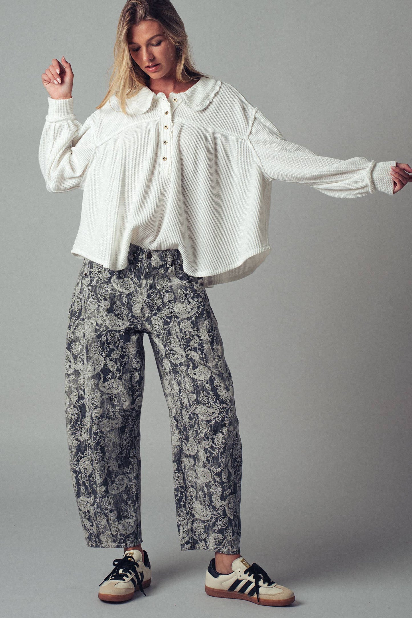 Paisley Print Cropped Wide Leg Pants