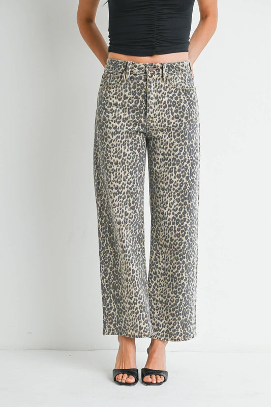 Vintage Leopard Print Straight Jeans