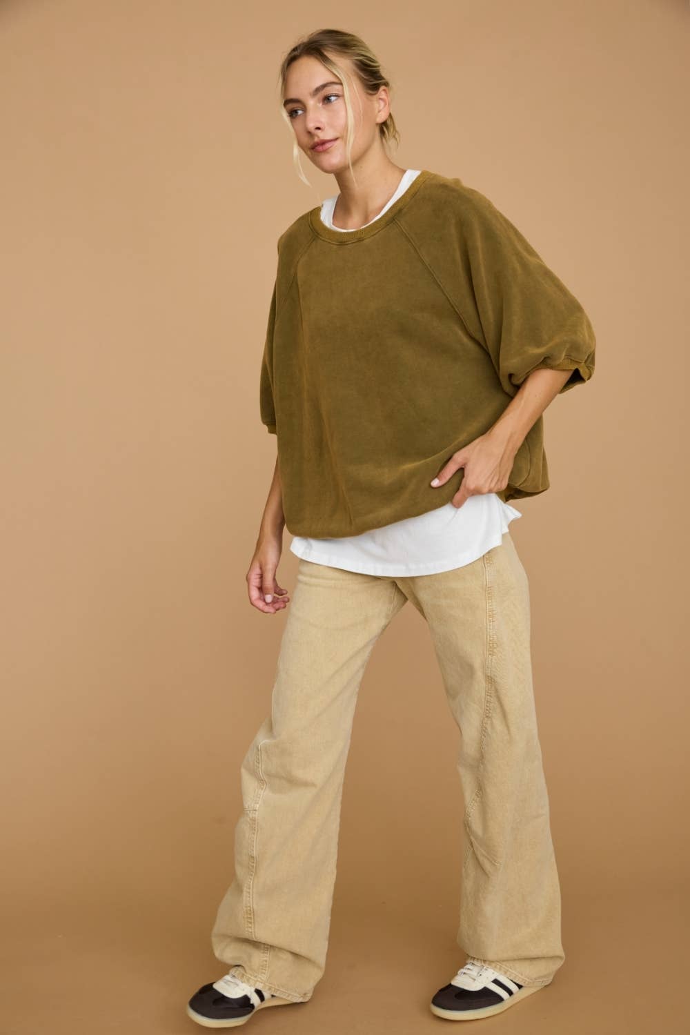 Washed Short Puff Sleeve Pullover Sweatshirt