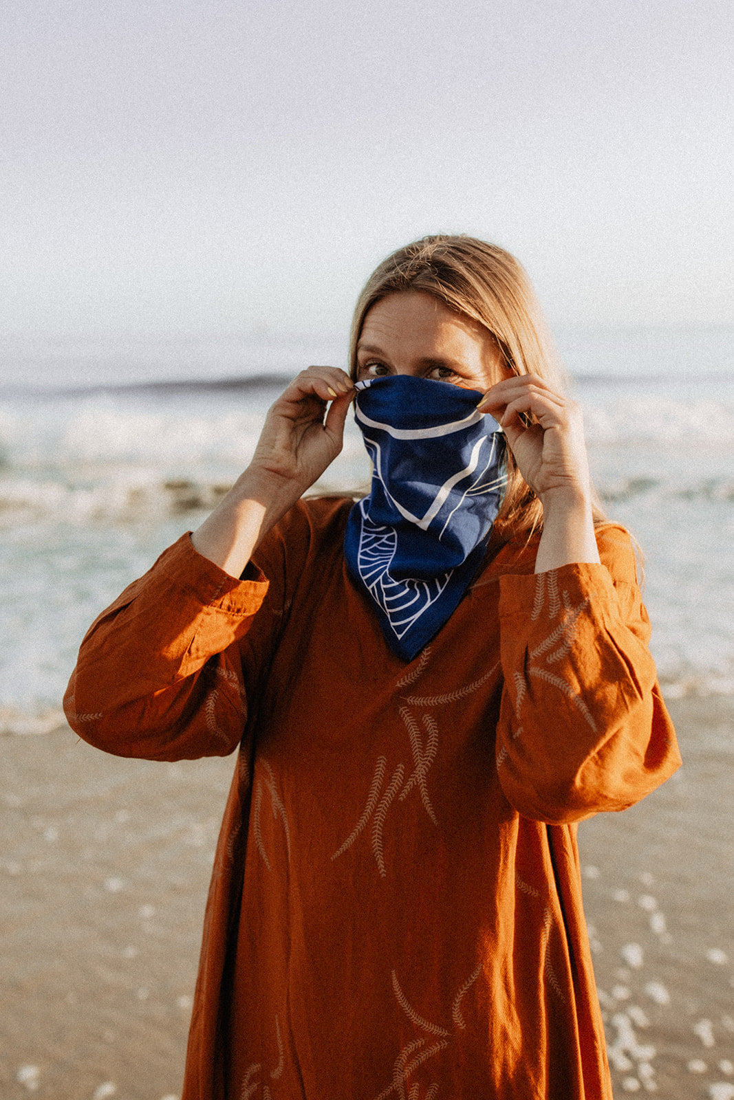 "Breaking Waves" Bandana