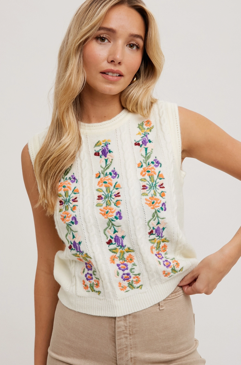 EMBROIDERED SLEEVELESS KNIT TANK TOP