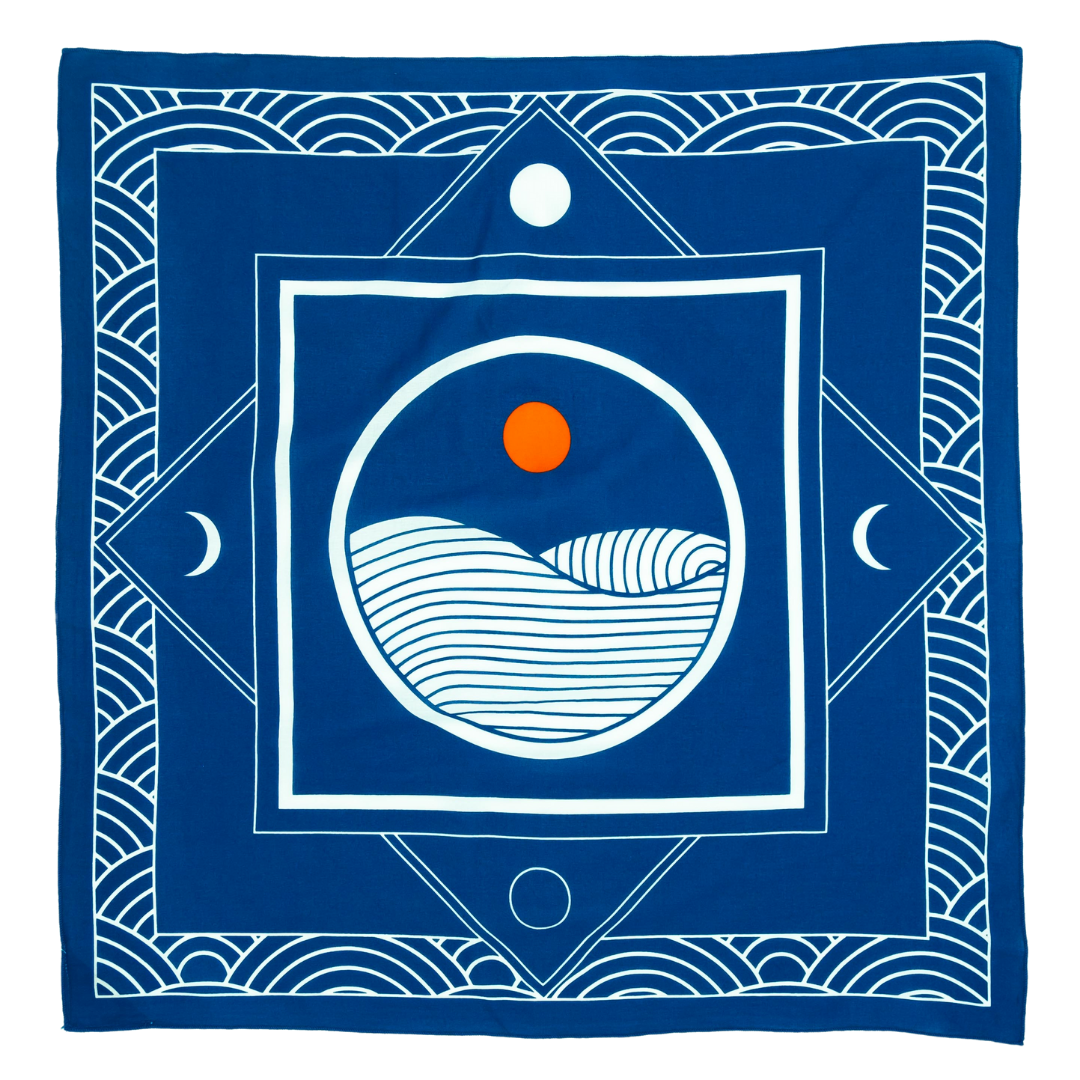 "Breaking Waves" Bandana