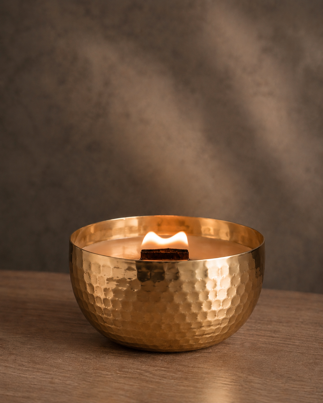 Sandalwood & Cloves-Solid Brass 14oz Pure Soy Candle