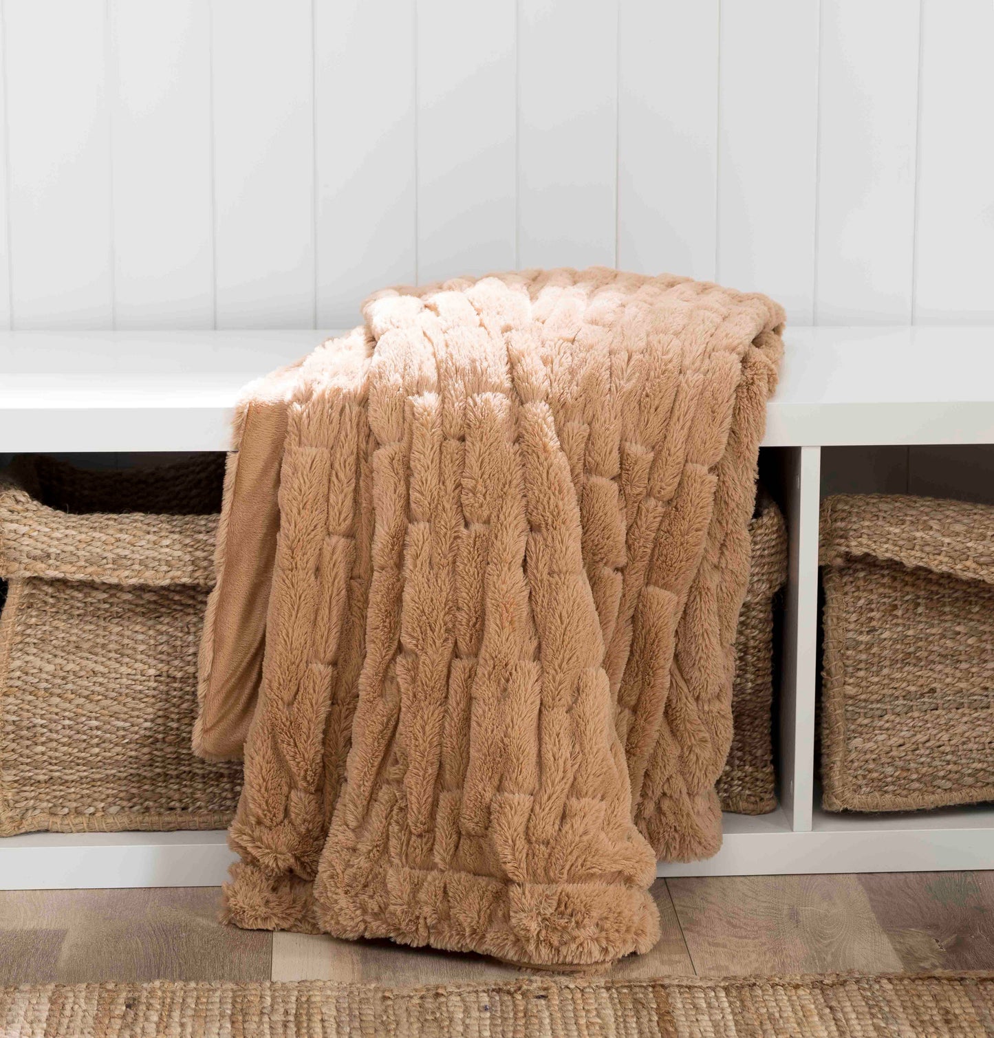 Luxuriously Soft Faux Fur Throw - Camel
