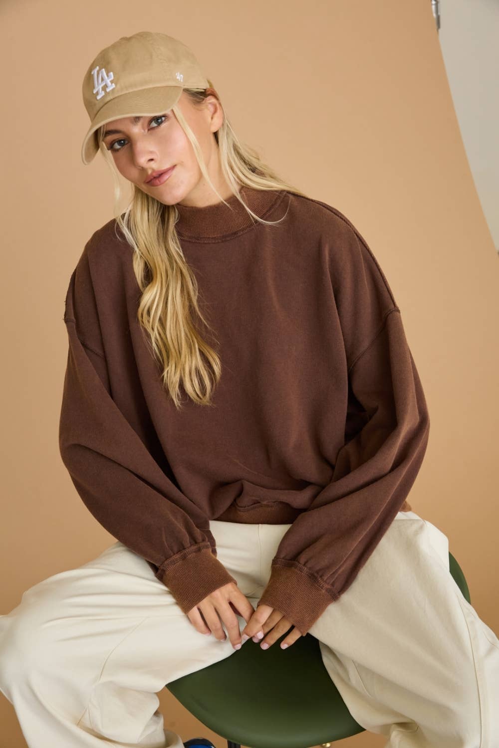 Washed Mock Neck Oversized Sweatshirt