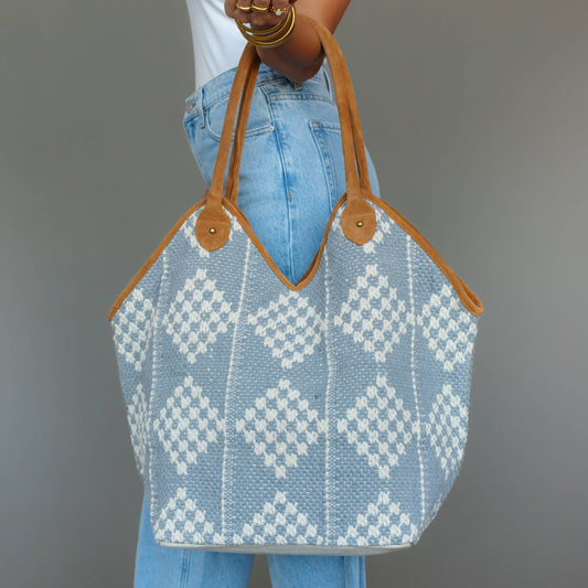 Grayish Blue & Cream Diamond Pattern Tote