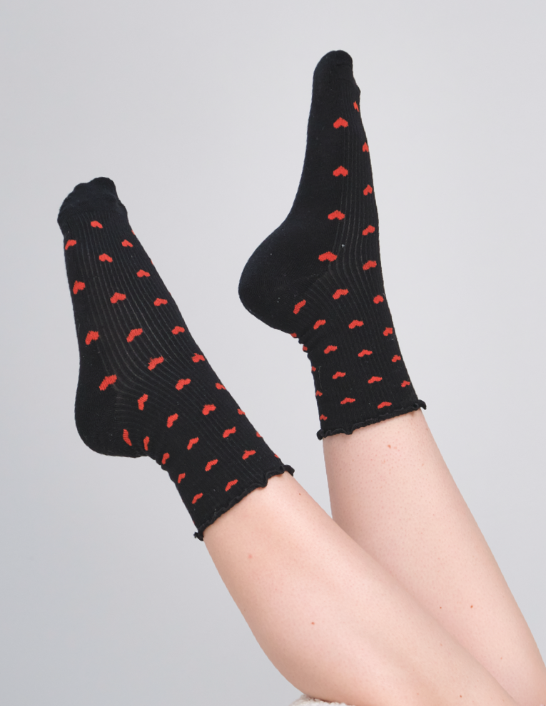Everyday Ruffle Heart Sock