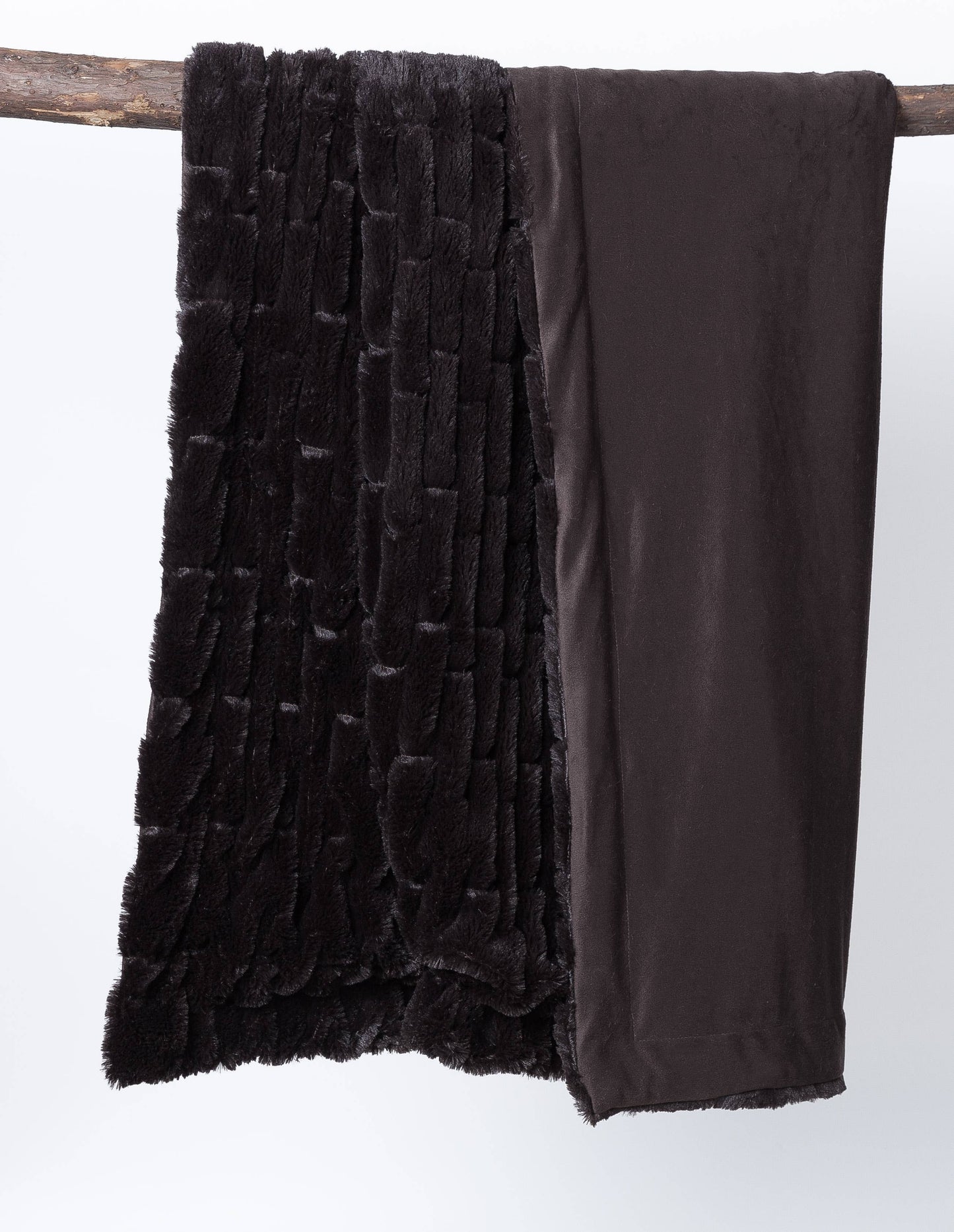 Luxuiously Soft Faux Fur Blanket - Rich Chocolate Brown