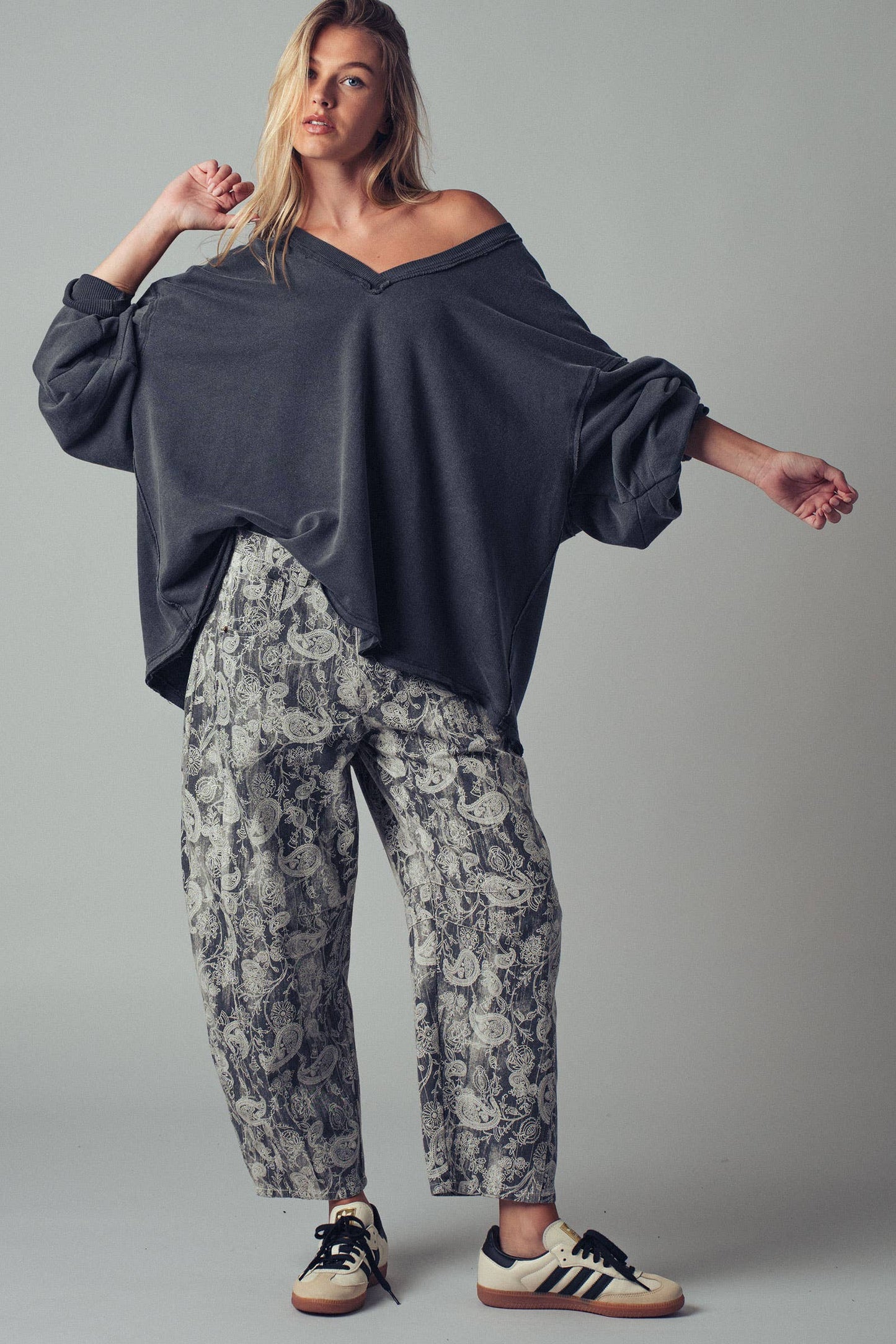 Paisley Print Cropped Wide Leg Pants