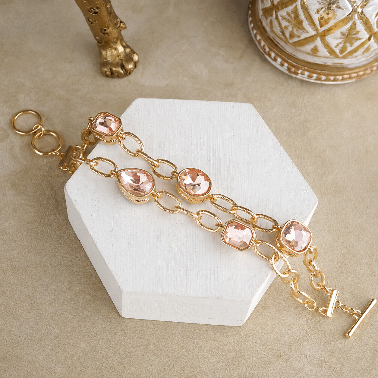 Brilliant Bond – Statement Chain Bracelets with Reflective Crystals
