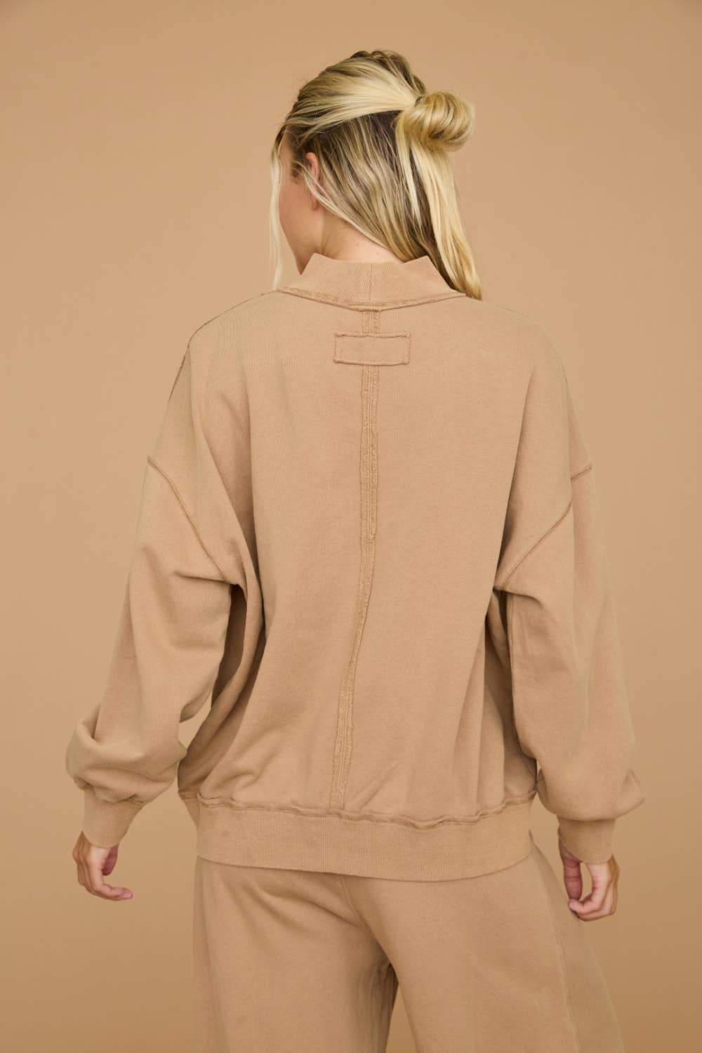 Washed Mock Neck Oversized Sweatshirt