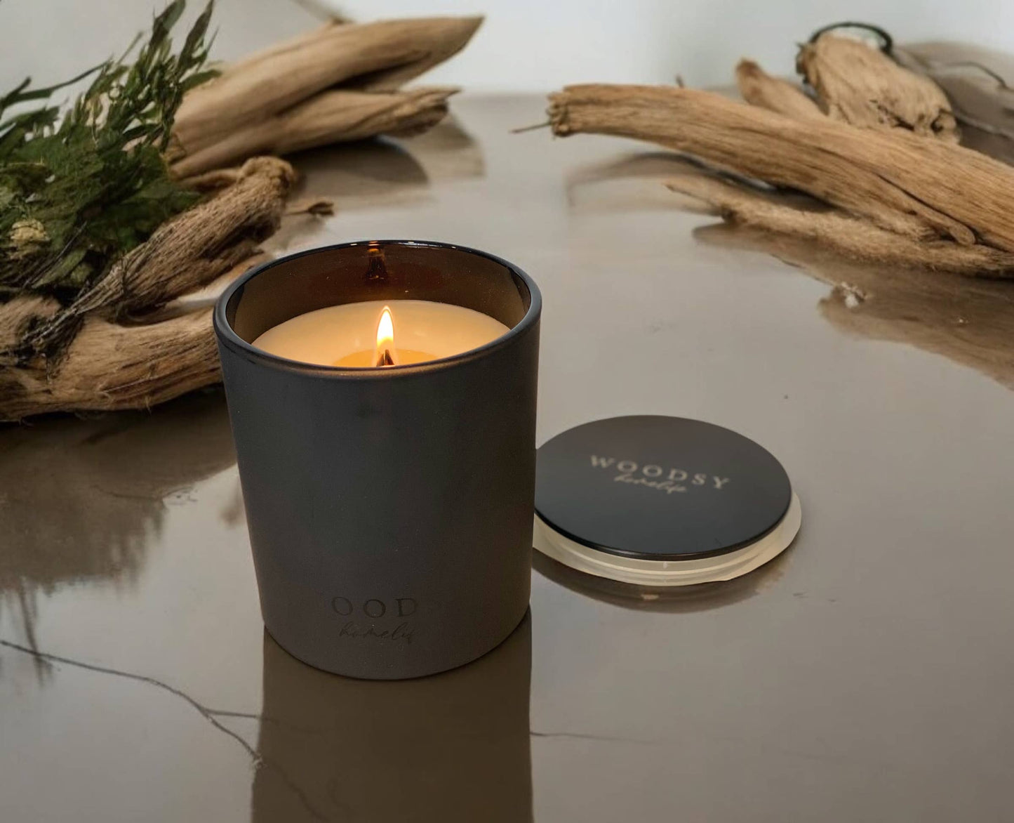 Driftwood & Vetiver l Gold Lid Candle & Boutique Box