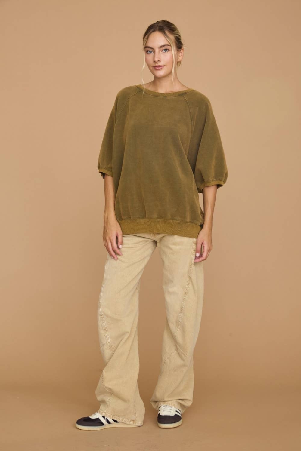 Washed Short Puff Sleeve Pullover Sweatshirt