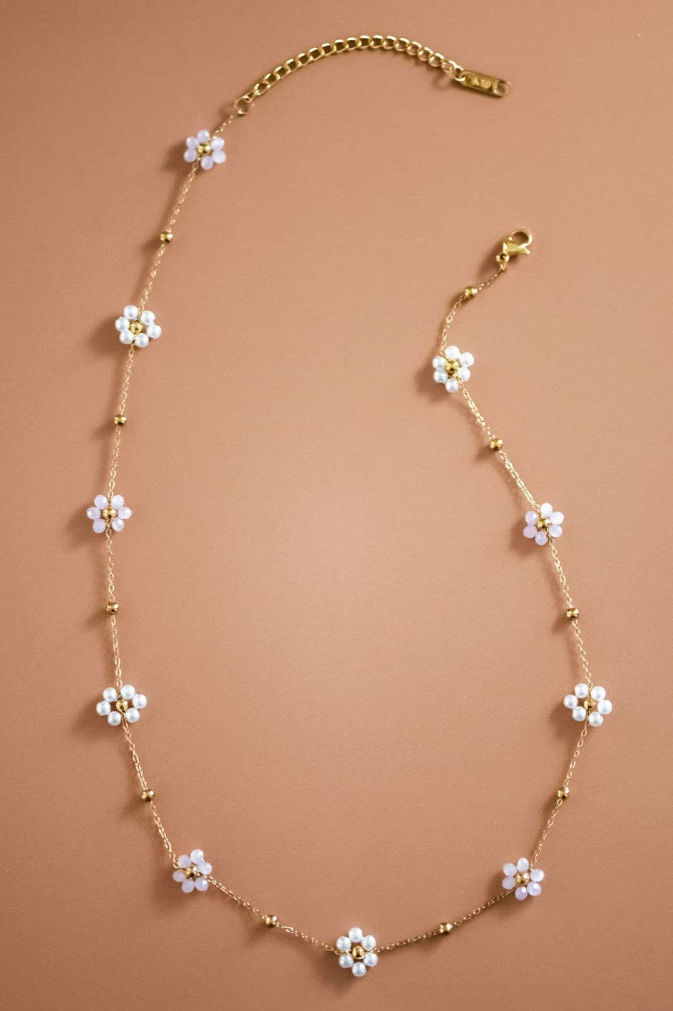 18K Gold Plated Waterproof Pretty Flowers Necklace