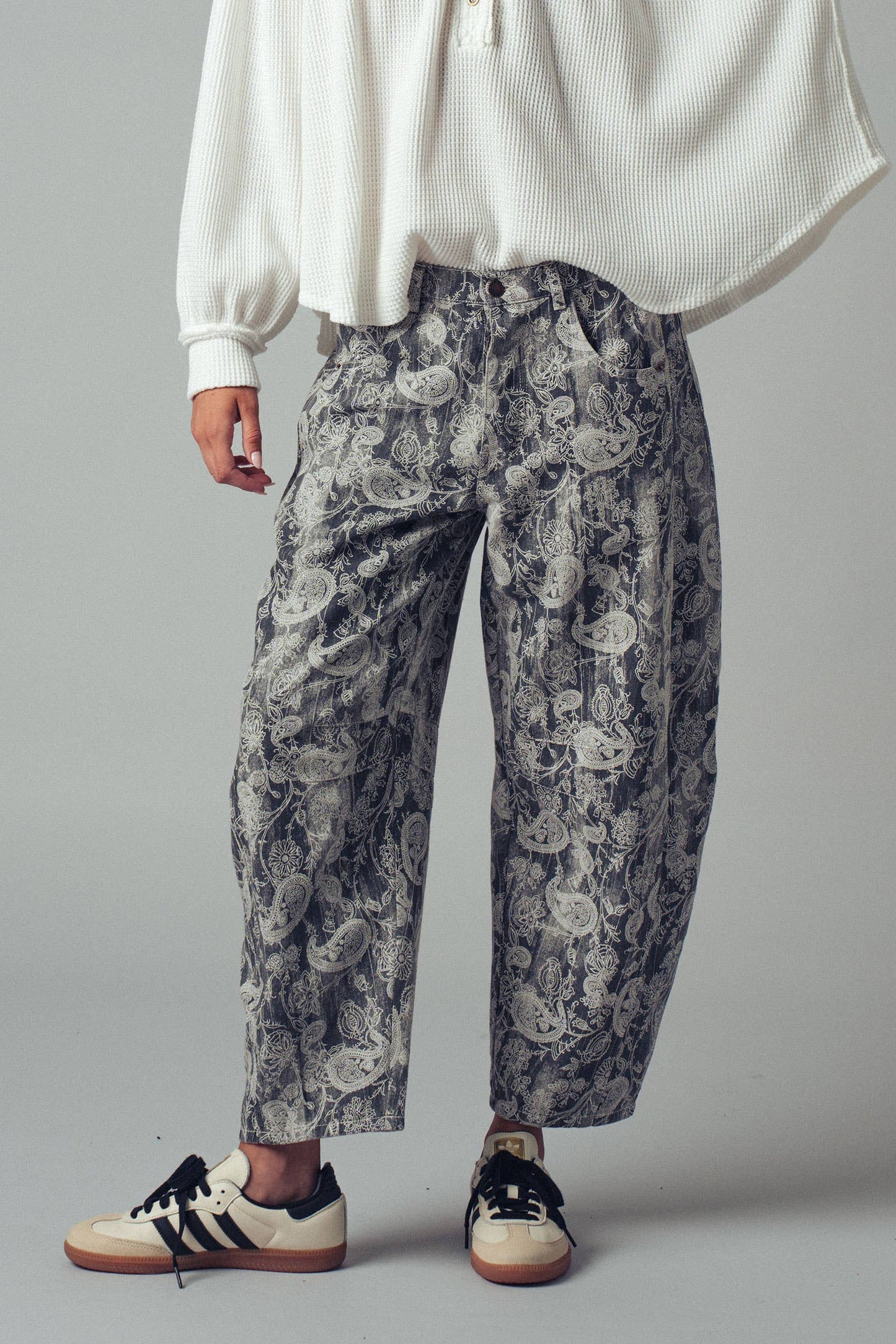 Paisley Print Cropped Wide Leg Pants